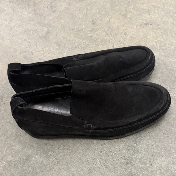 Gucci Men's Black Suede Slip-On Loafers - Picture 2 of 5